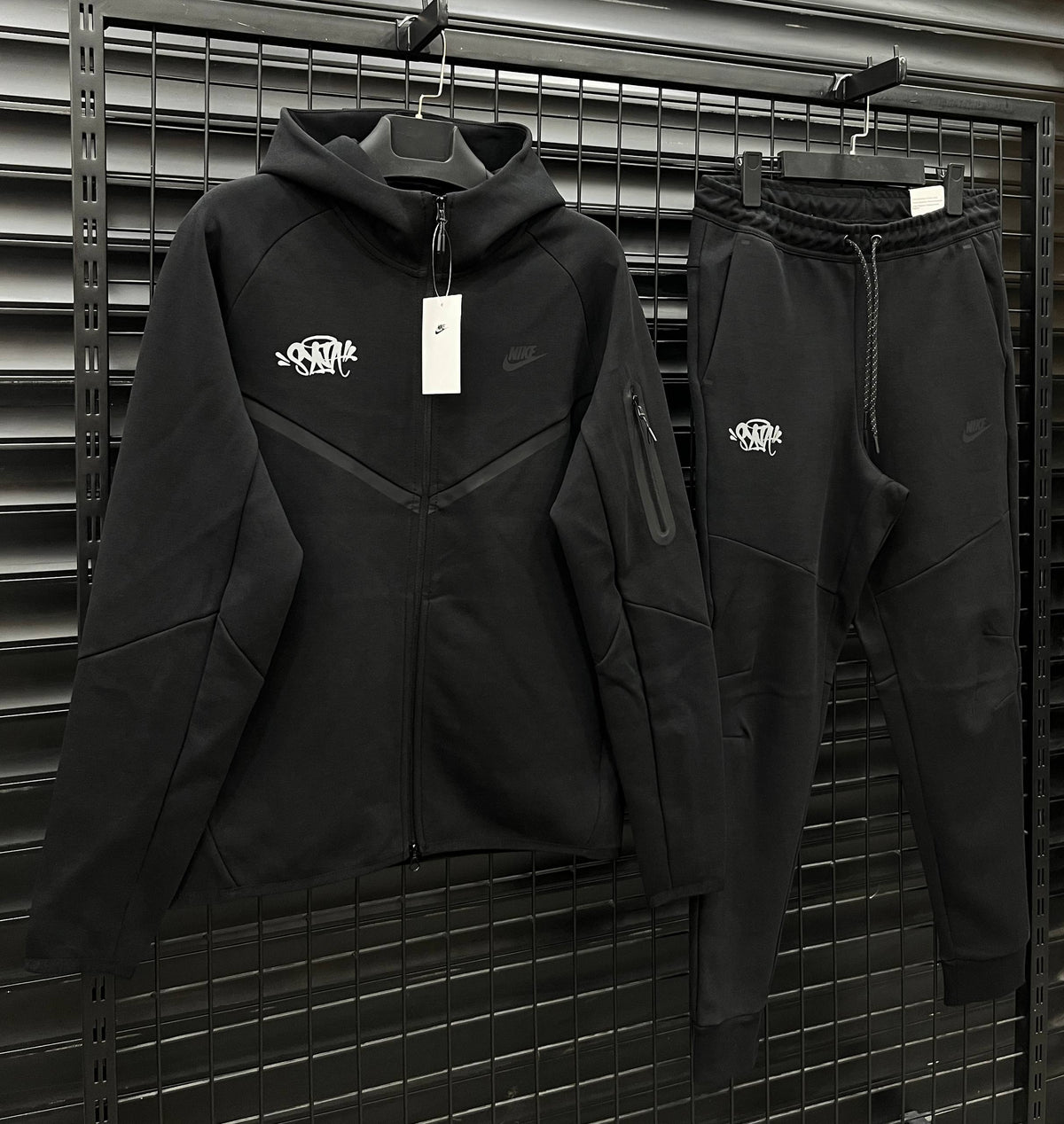 Nike X Syna TechFleece komplet