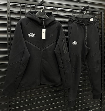 Nike X Syna TechFleece komplet
