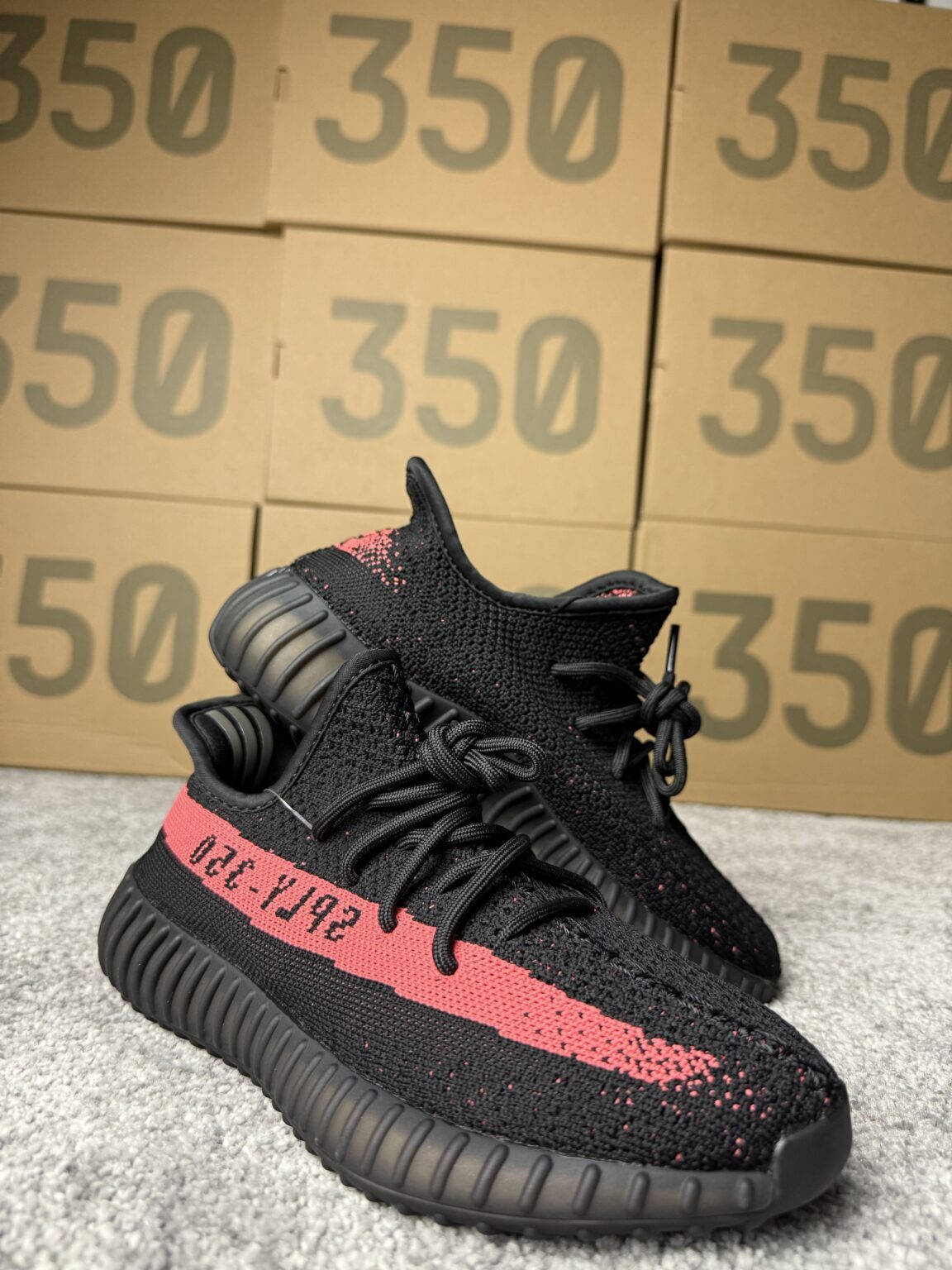 Yeezy Boost 350 "Red Core"
