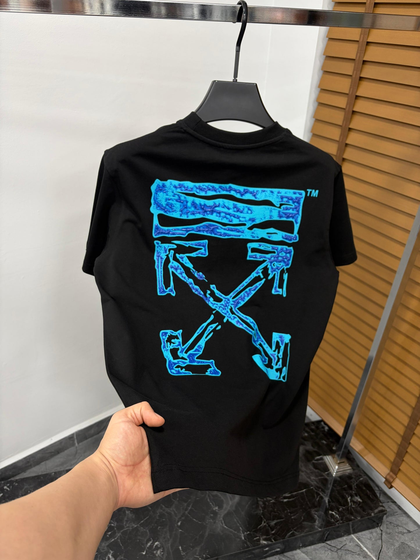 Off-White majica crna