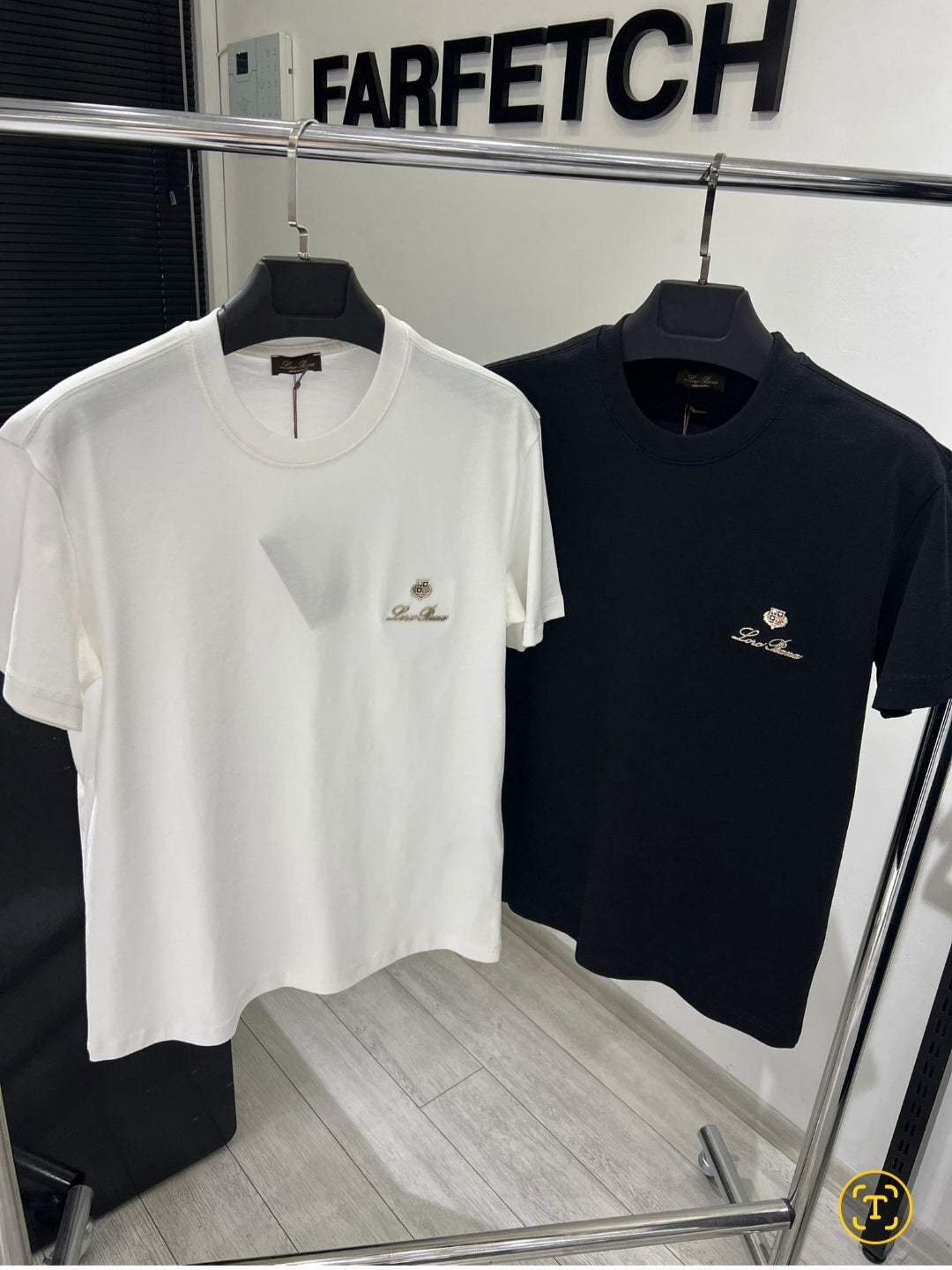 Loro Piana majica Crna